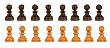 Beyaz arka planda izole edilmiş karışık siyah beyaz piyonlar