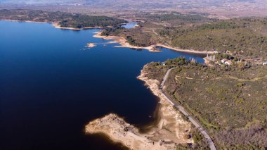 Sahilin güzel havadan görünümü 