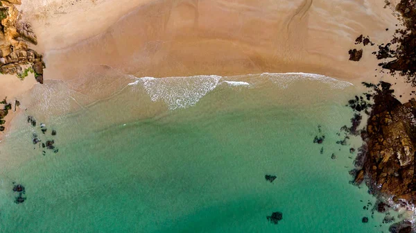 Вид с воздуха на побережье — стоковое фото