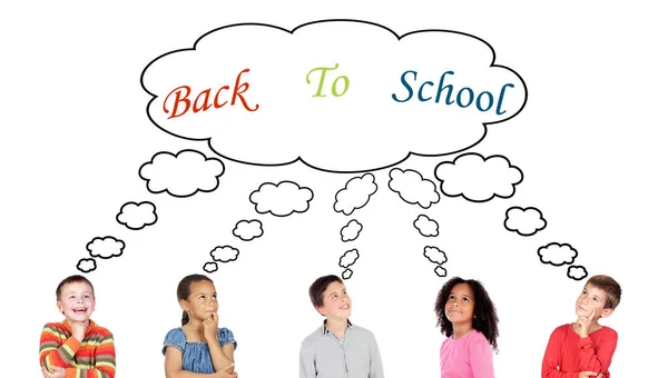Vijf Kinderen Denken Aan Rug Naar School Geïsoleerd Een Witte — Stockfoto
