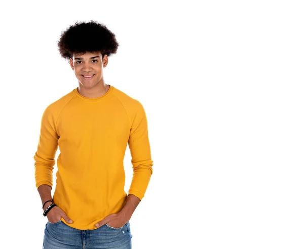 노란색 티셔츠를 입은 십대 소년 — 스톡 사진