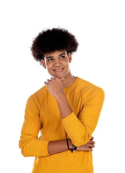 Pensive tiener jongen met geel t-shirt — Stockfoto