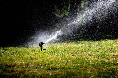 Çim Su Sprinkler Püskürtme Su Over