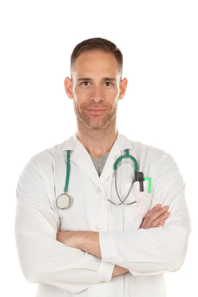 Jovem Médico Vestindo Vestido Branco Com Estetoscópio Fundo Branco — Fotografia de Stock