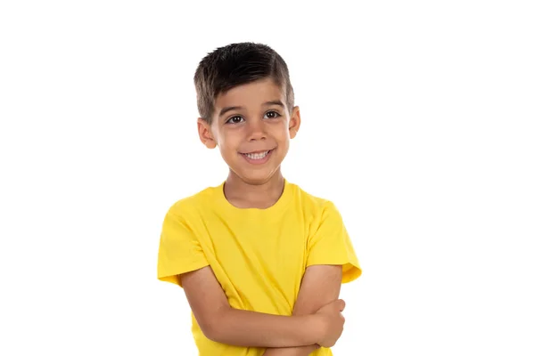 Criança escura feliz com camiseta amarela — Fotografia de Stock