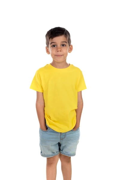 Sarı t-shirt ile Mutlu koyu çocuk — Stok fotoğraf