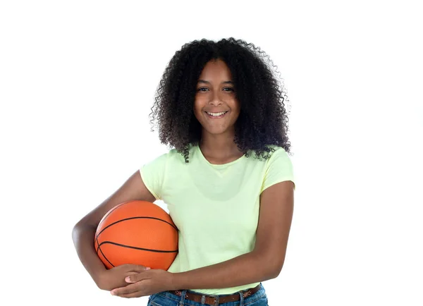 Menina adolescente Africano com uma bola de cesta — Fotografia de Stock