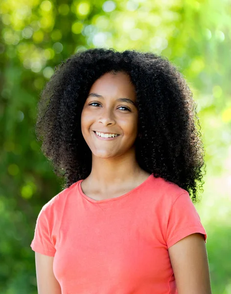 Linda menina afro adolescente — Fotografia de Stock