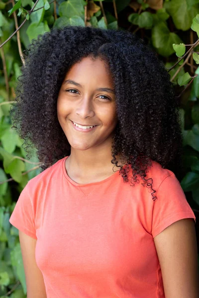 Bella ragazza afro adolescente — Foto Stock