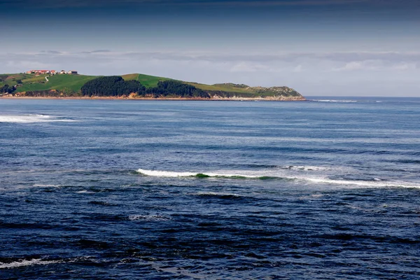 Bela paisagem da costa norte — Fotografia de Stock