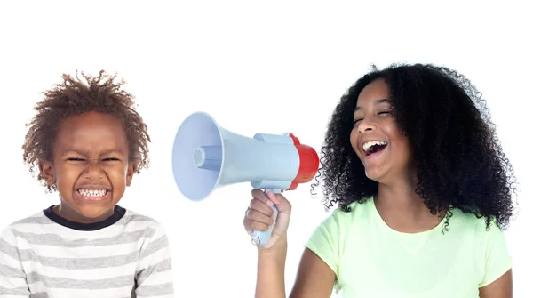 Drôle Enfant Criant Travers Mégaphone Son Frère Isolé Sur Fond — Photo