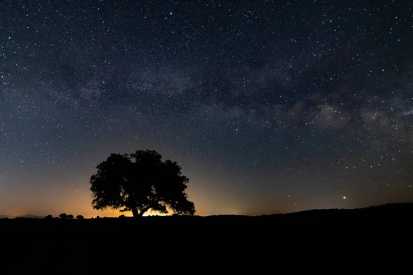 美丽的星空和银河般的道路 — 图库照片
