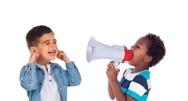 Crianças Engraçadas Brincando Com Megafone Isolado Fundo Branco — Fotografia de Stock