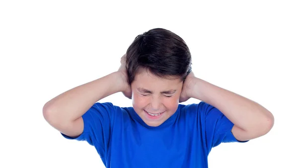 Потрясенный Ребенок Закрывает Уши Изолированы Белом Фоне — стоковое фото