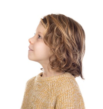 Beyaz bir arka planda izole edilmiş düşünceli şirin çocuk.