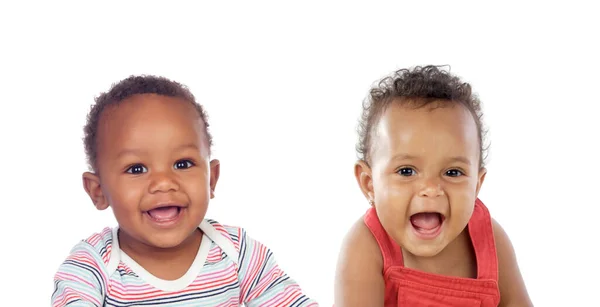 白い背景に孤立して笑っている2人の面白い赤ちゃん — ストック写真