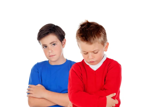 Kızgın Çocuklar Beyaz Bir Arka Planda Izole Edilmiş — Stok fotoğraf
