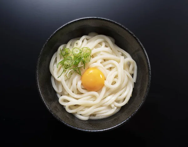 Ingredienti Giapponesi Tagliatelle Udon Calde Con Uovo Cipolla Verde Tritata — Foto Stock