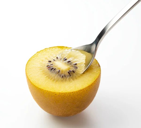 Gouden Kiwi Eten Met Een Lepel — Stockfoto