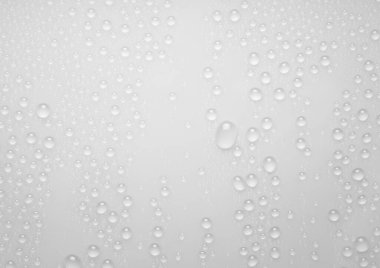 Gri arka planda su damlacıkları. Su damlacıklarının arka planında su damlacıkları.