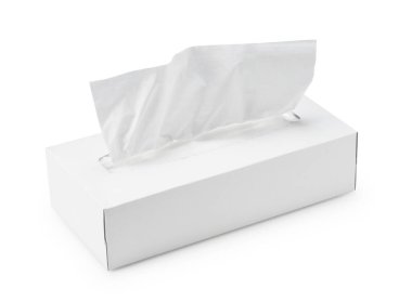 Beyaz arka planda sade beyaz bir mendil kutusu