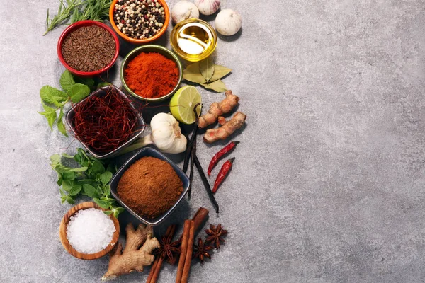 Specerijen Kruiden Tafel Voedsel Keuken Ingrediënten — Stockfoto