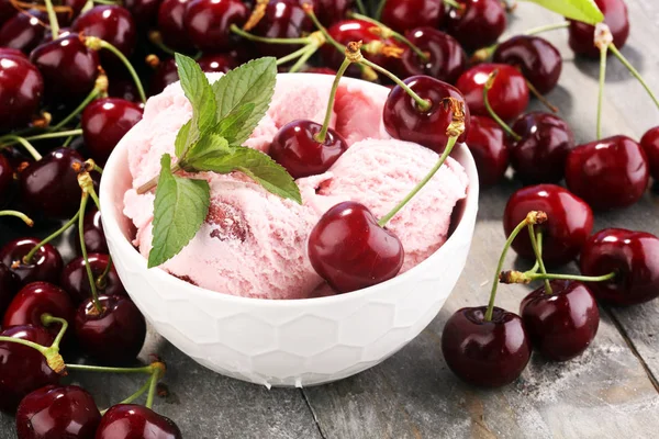 Homemade Cherry Ice Cream Bunch Cherries Table — Stock Photo, Image