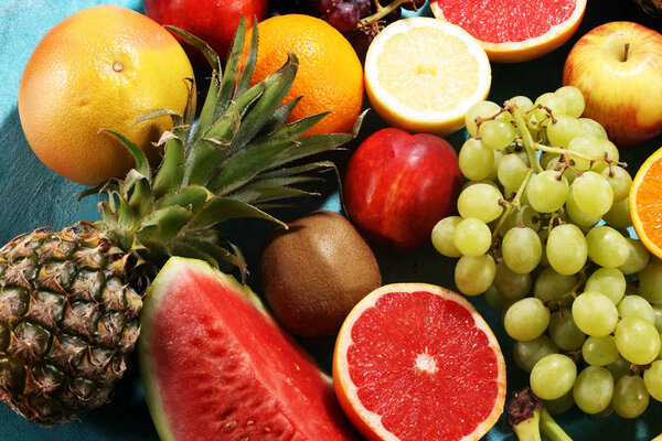 Свежие органические фрукты фон. Концепция здорового питания. Плоский лежал
.