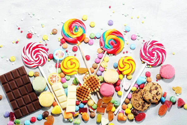Καραμέλες Ζελέ Και Την Ζάχαρη Πολύχρωμο Πίνακα Childs Διαφορετικά Γλυκά — Φωτογραφία Αρχείου