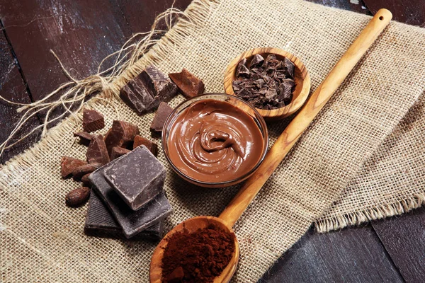 Melting Chocolate Melted Chocolate Chocolate Swirl Many Stack Chips Powder — Stock Photo, Image