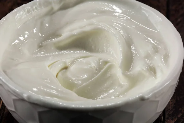 Close White Whipped Sour Cream Bowl — Stock Photo, Image
