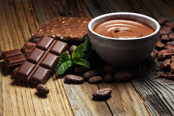 Derretir Chocolate Chocolate Derretido Con Remolino Chocolate Muchos Apilan Las — Foto de Stock