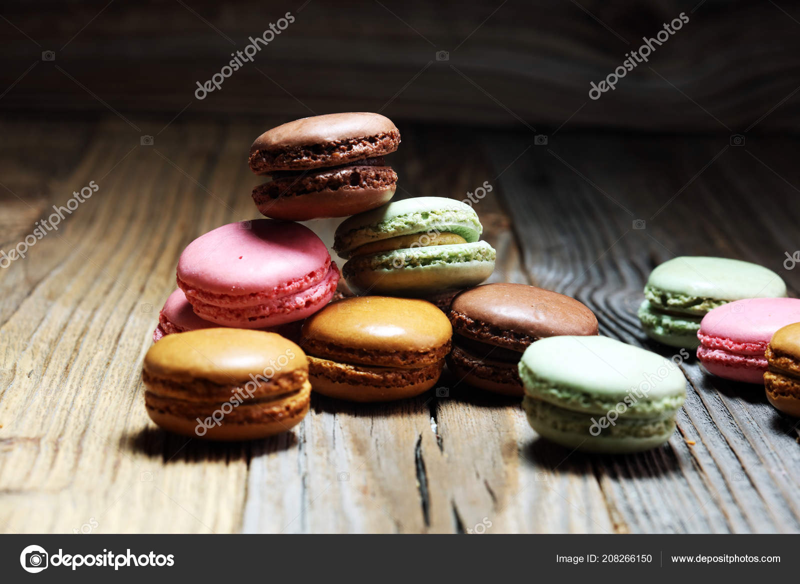 フランスのマカロン写真素材 ロイヤリティフリーフランスのマカロン画像 Depositphotos