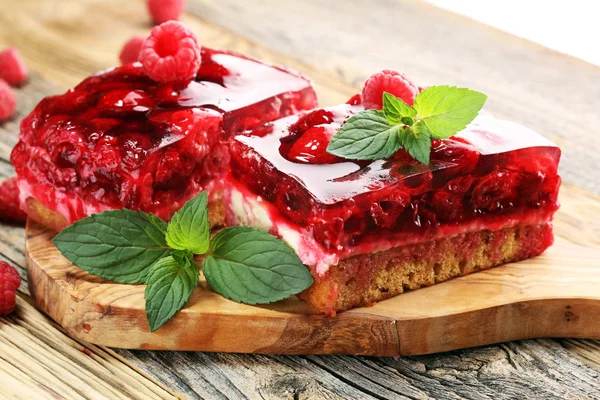 Tarta Frambuesa Para Vacaciones Con Menta Frambuesas Deliciosas Frescas — Foto de Stock