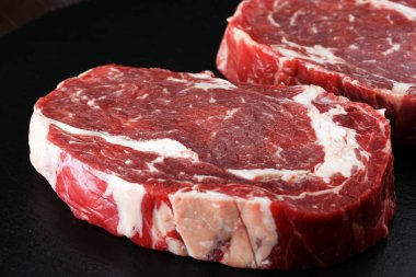 Biftek ham. Barbekü kaburga eti, yaşlı Wagyu ekşili biftek Makinası