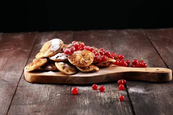 Pancakes Puffertjes Berries Maple Syrup Rustic Table — Stock Photo, Image