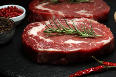 Biftek ham. Barbekü kaburga eti, yaşlı Wagyu ekşili biftek Makinası