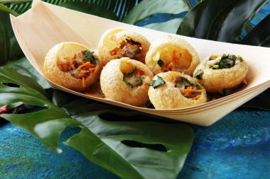 Pani Puri Hint sokak gıda. Golgappe, sohbet madde, Hindistan
