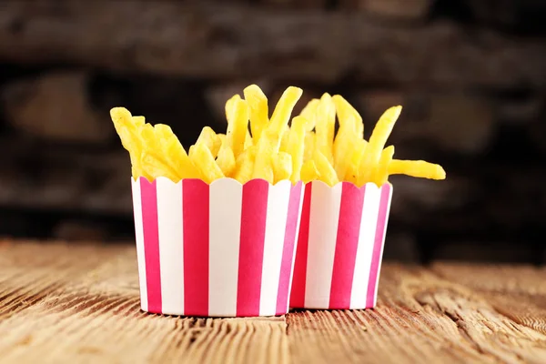 Patatas Papas Fritas Caja Cartón Rojo Blanco Comida Rápida — Foto de Stock