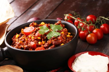 Hot chili con carne. Meksika yemeği lezzetli ve baharatlı