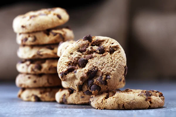 Čokoládové Cookies Rustikální Stůl Čokoláda Čip Cookies Zastřelil — Stock fotografie