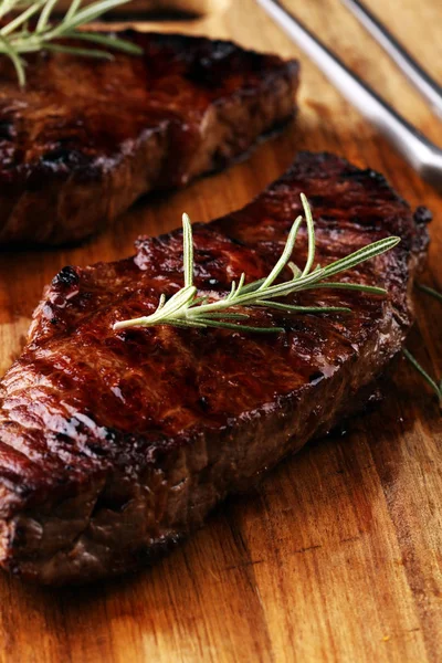 Grill Rib Eye Steak Vagy Hátszín Száraz Wagyu Készült Specialitásokkal — Stock Fotó