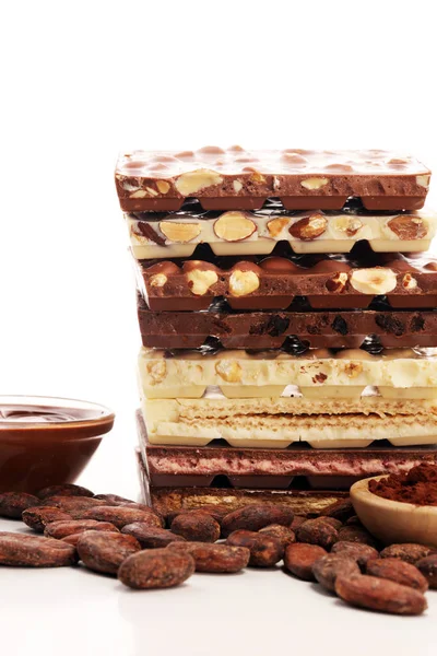 Barras Chocolate Mesa Con Torre Chocolate Chocolate Nueces — Foto de Stock