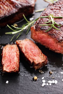 Barbekü kaburga eti veya biftek - kuru Wagyu ekşili biftek yaş arası