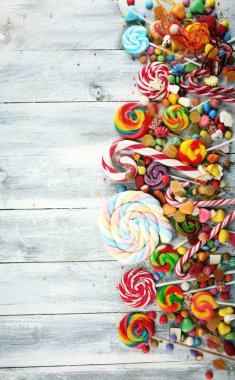 jöle ve şeker ile şekerler. renkli dizi farklı childs tatlılar ve muamele etmek