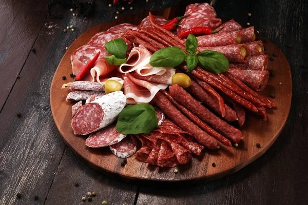 Food Tray Delicious Salami Pieces Sliced Prosciutto Crudo Sausage Basil — Stock Photo, Image