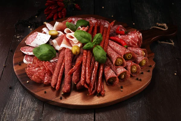 Food Tray Delicious Salami Pieces Sliced Prosciutto Crudo Sausage Basil — Stock Photo, Image