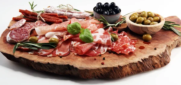 Marmorschneidebrett Mit Prosciutto Speck Salami Und Würstchen Auf Holzgrund Fleischplatte — Stockfoto