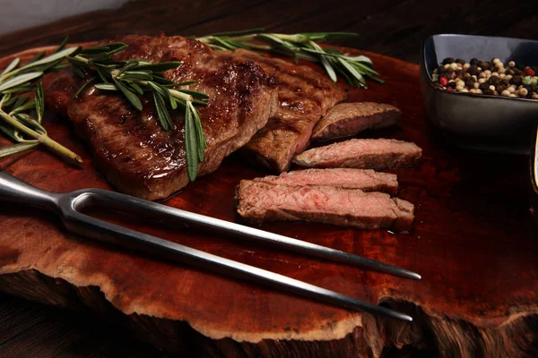 Barbecue Steak Rib Eye Prime Black Angus Maso Steaky Mačetou — Stock fotografie