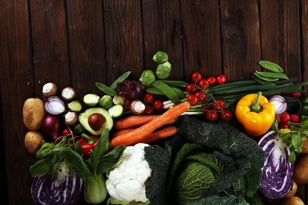 Composición Con Variedad Verduras Frutas Orgánicas Crudas Dieta Equilibrada — Foto de Stock